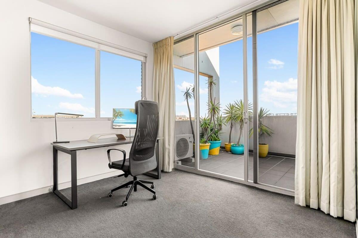 Spacious 2-bed With Two Balconies With Views